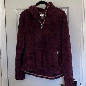 Women’s fleece Northface half zip size medium